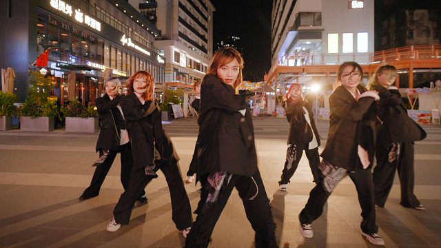 广州男团人帅晕！walk nct 127 一镜到底运镜版 逆光大片 chloe 蛋黄