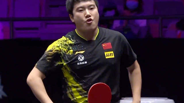 肯定梁靖崑的球技但是人品不认可谁还记得原来之前梁靖崑做不雅动作的那场比赛，赢个比赛撅嘴、球拍插裆……