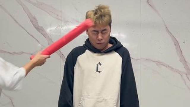 蓝紫保卫战 #日常vlog #意想不到的结局 #迷惑行为大赏 #看一遍笑一遍