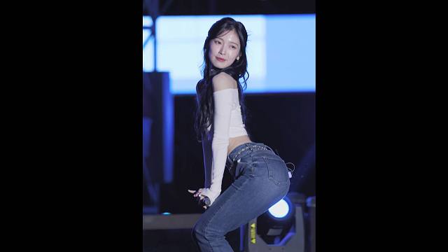 崔乂园：白衣牛仔裤战神 Dolphin ARIN直拍 241002