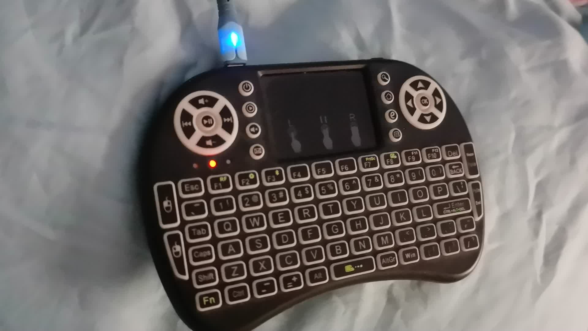 现代K8投影仪开箱测评(灵车)