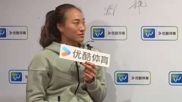 郑钦文在前接受了优酷体育的专访，恰逢22岁的生日，郑钦文给自己的22岁打了7.5分，她也许下了生日愿