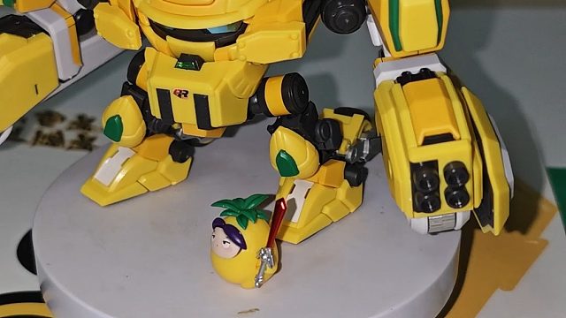 win or lose? 果宝特攻菠萝战宝模型玩具来了