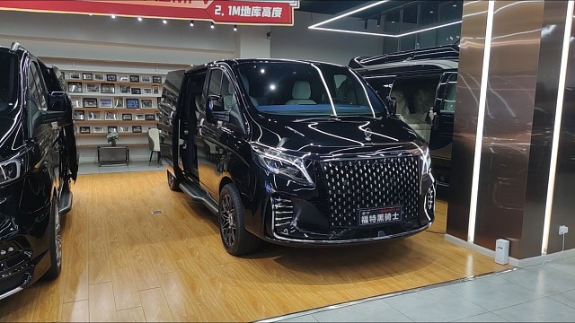 美国福特加长款全顺5.45米改装福特沃森威尔黑骑士7座商务车等