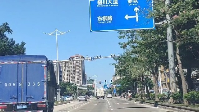 如果路上遇到这种消防栓，千万不要冲动开进去洗车 如果路上遇到这种消防栓，千万不要冲动开进去洗车 #汽