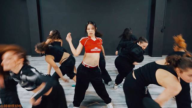 『4K镜面扒舞』JENNIE新曲Mantra镜面放大练习室 放大+加亮+替换音源 扒舞用