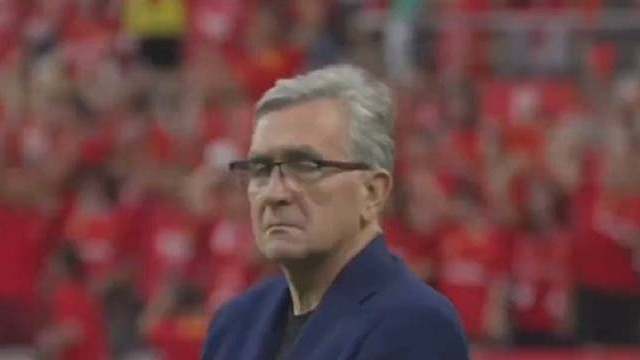 中国队在战 胜印尼队后，拿到3分，位列第六，虽然是垫底，但距离小组第二的澳大利亚队也仅有两分之差，一