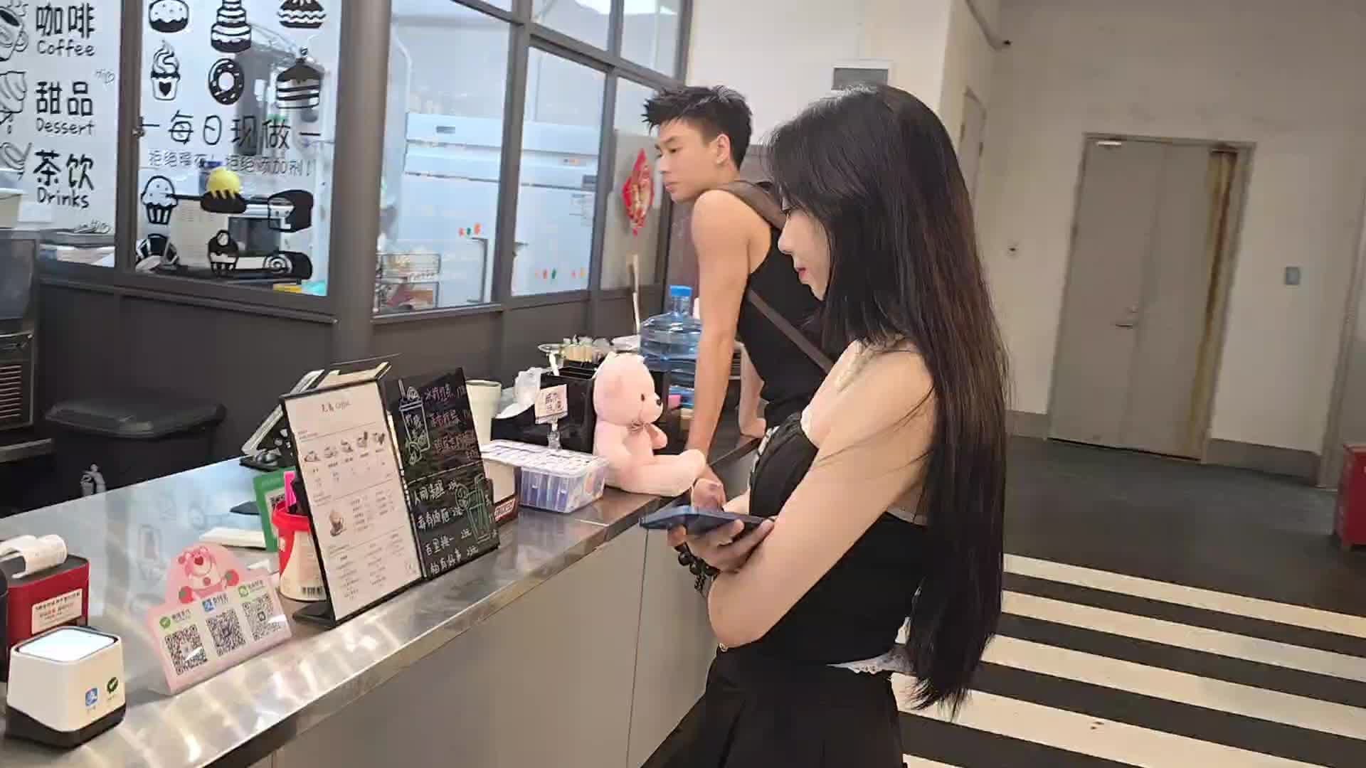 【集梦会长】广墨请客吃烤肠，结果业务员加单车仔面