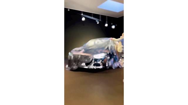 这辆车配得上你们的身份吗