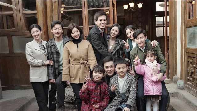 第1集 单亲爸爸带五个孩子，老大却成了家里的顶梁柱