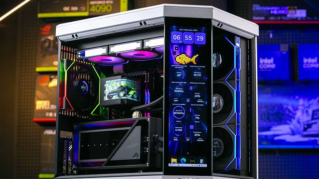 沉浸式装机：8万元的顶配电脑主机ROG骇客Y70海景房