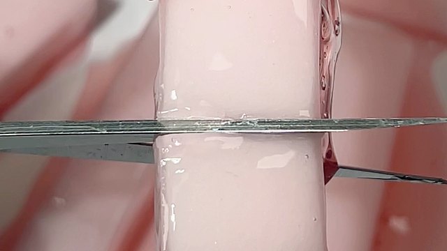 沉浸式剪一块水蜜桃软糖