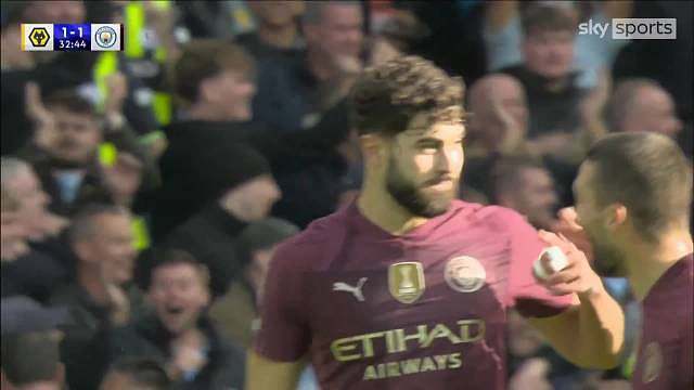 格瓦迪奥尔的必杀技，逆足世界波。