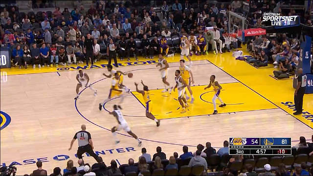 布朗尼今天首发登场，空接暴扣来了！