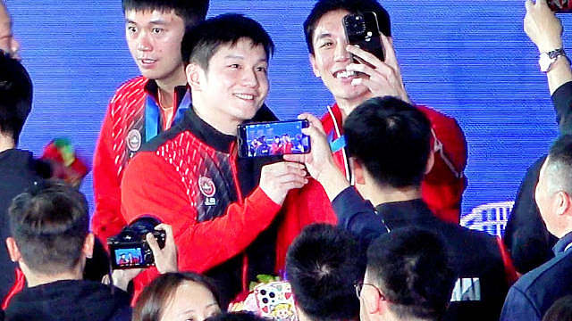 OMG我真的要晕倒了…饲养员和他的baby