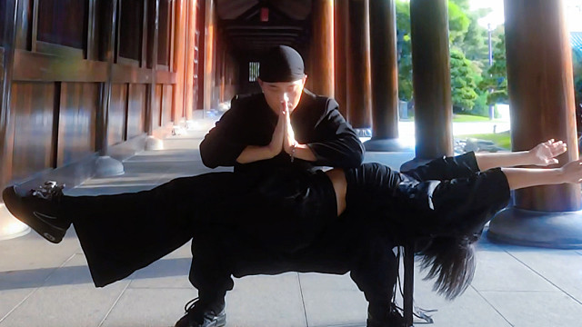 这是一个费腿的舞蹈