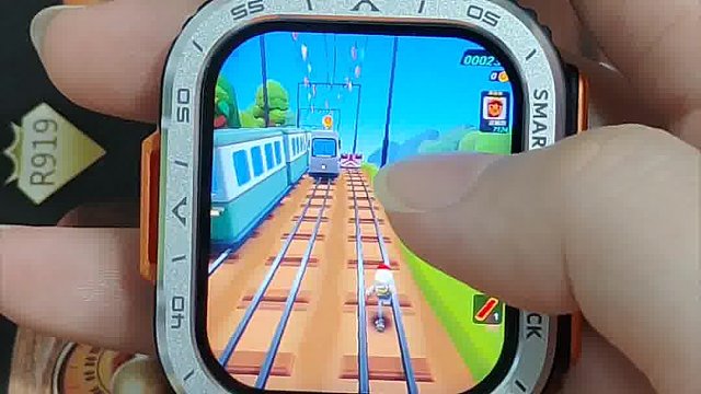 “保安抓了一个连金币都没有偷的孩子”