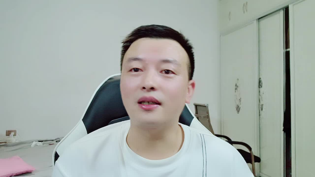 【俄罗斯教主】农村难赚大钱，过生活是够用的！