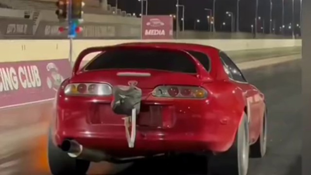 以为放大招，结果拉大坨