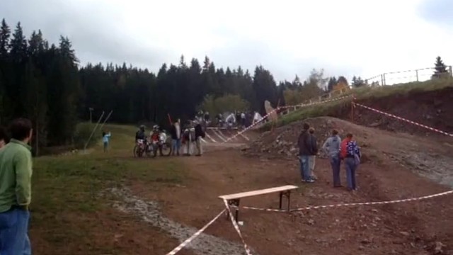 我就说吧，我去我也行，车都是设定好了的