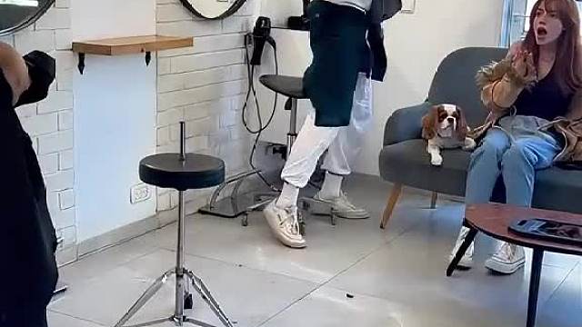 国外街头整蛊恶搞 (1069)