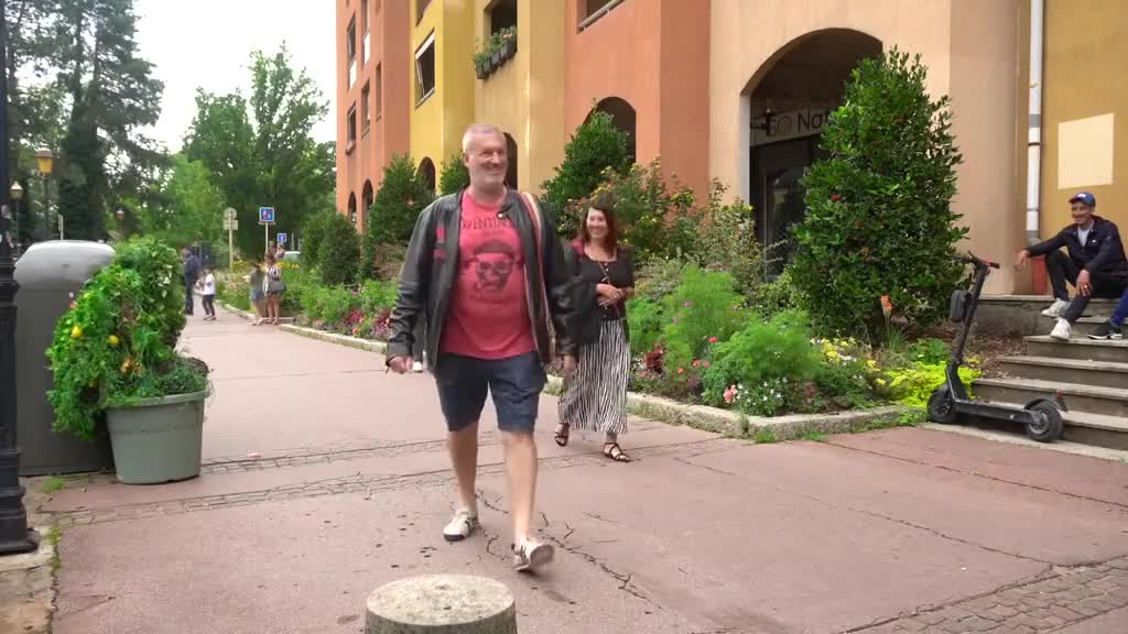 国外街头整蛊恶搞 (135)