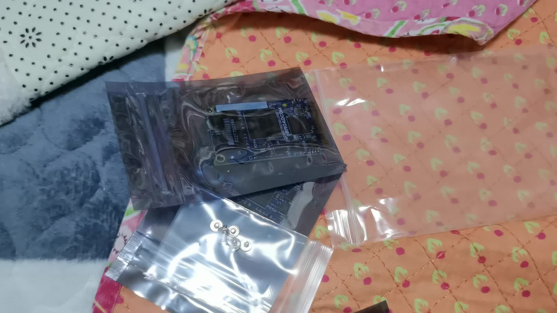 9块钱的BCM970012解压卡开箱