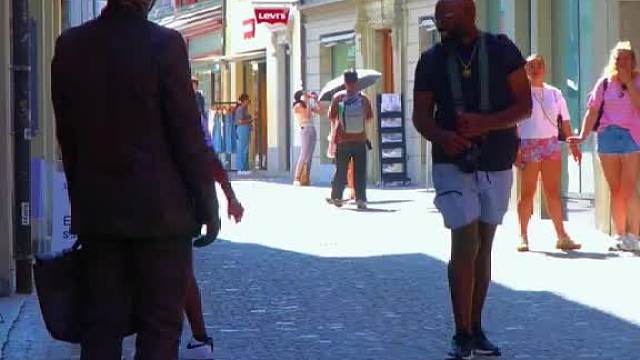 国外街头整蛊恶搞 (233)