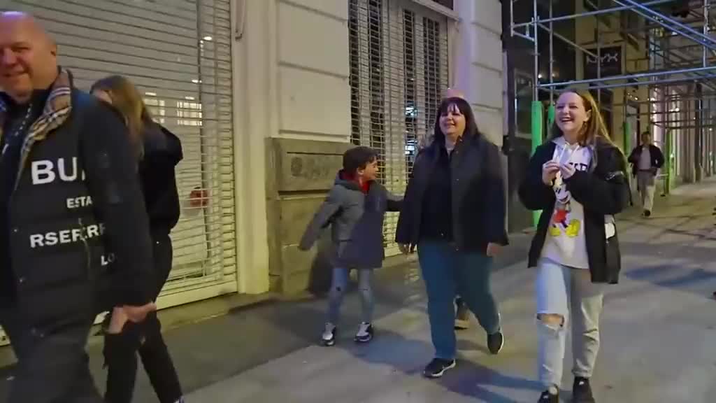 国外街头整蛊恶搞 (423)