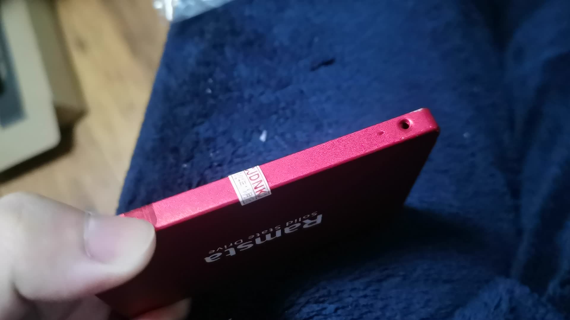 30.5包邮的随机128G固态开箱(2258 镁光正片)