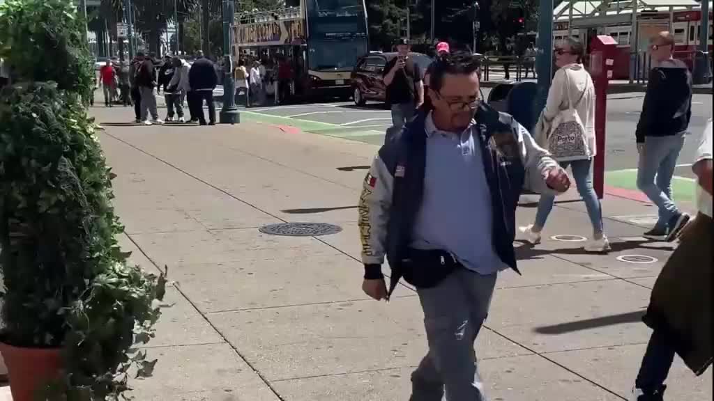 国外街头整蛊恶搞 (6)