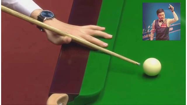 克鲁斯堡倒在了一颗蓝球上，它还能捧起克鲁斯堡的奖杯吗？