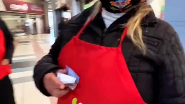 温暖你的光忙是什么？（上）暖心 老外真会玩 街头采访 感动瞬间