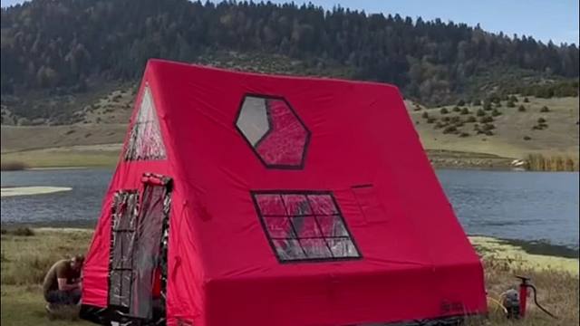 2.20上海国际房车展：户外也能睡个好觉？野营帐篷,野营帐篷你的户外私人睡眠空间！