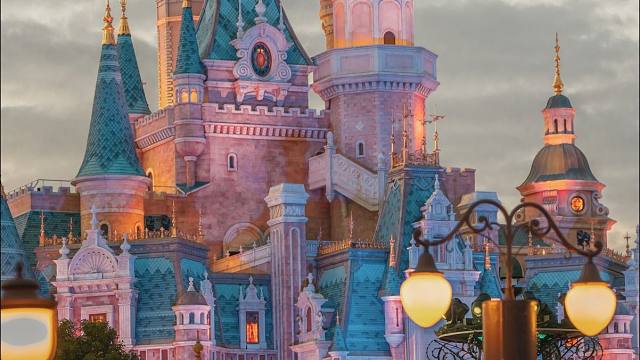 在上班和上进之间选择了上迪