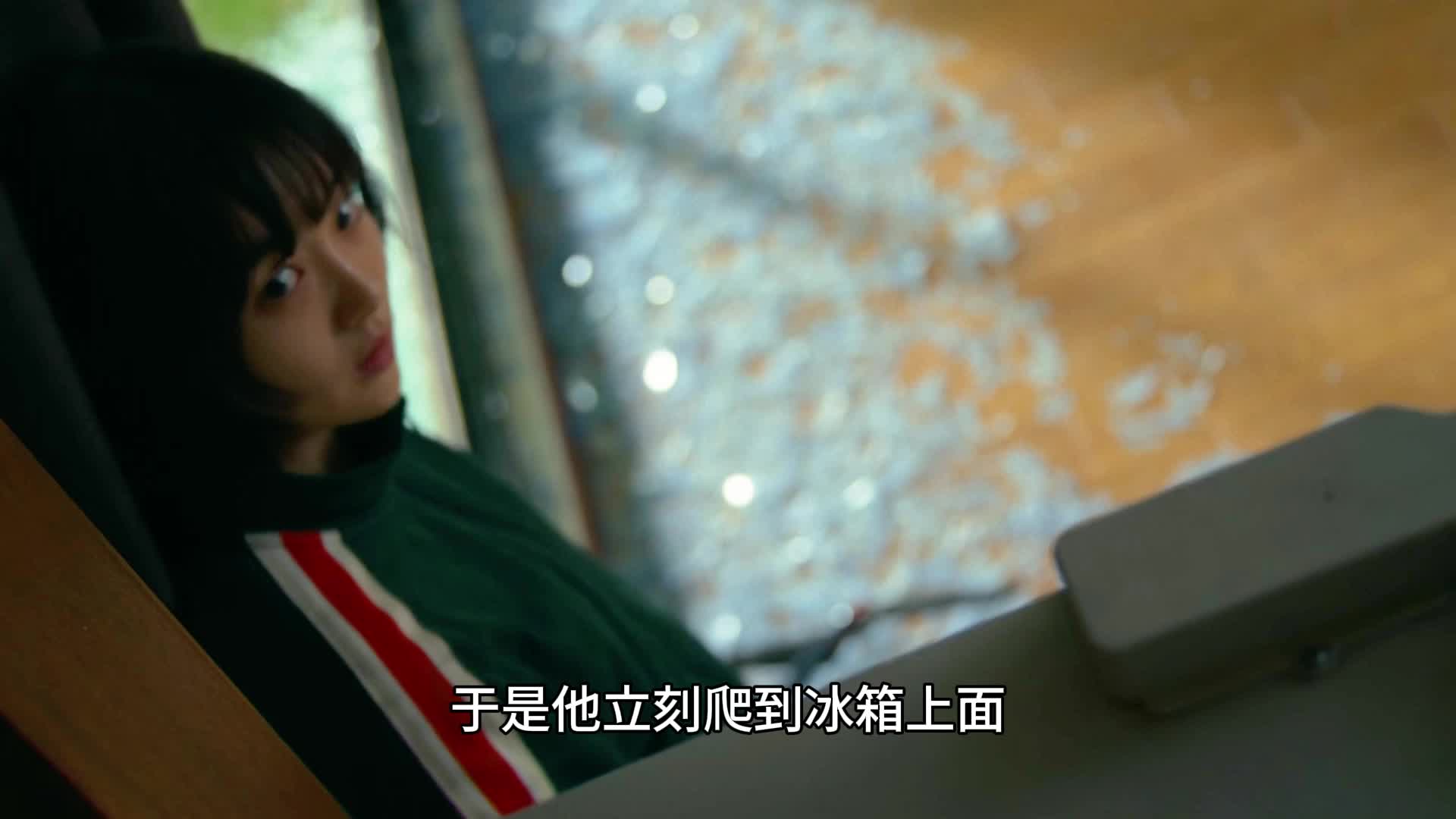 女孩极限甩狙反杀敌人，狙击手败给了导演？