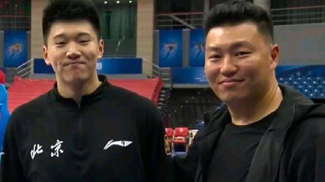 笑死，原来他俩自己也觉得像那么这是李根mini&雷蒙plus？