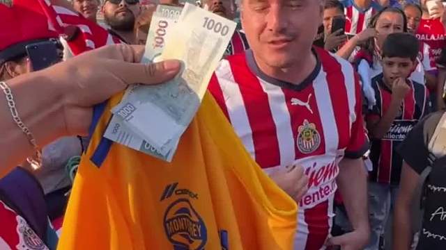 街头挑战，人的信仰有价格么？街头挑战 老外真会玩 信仰的价格