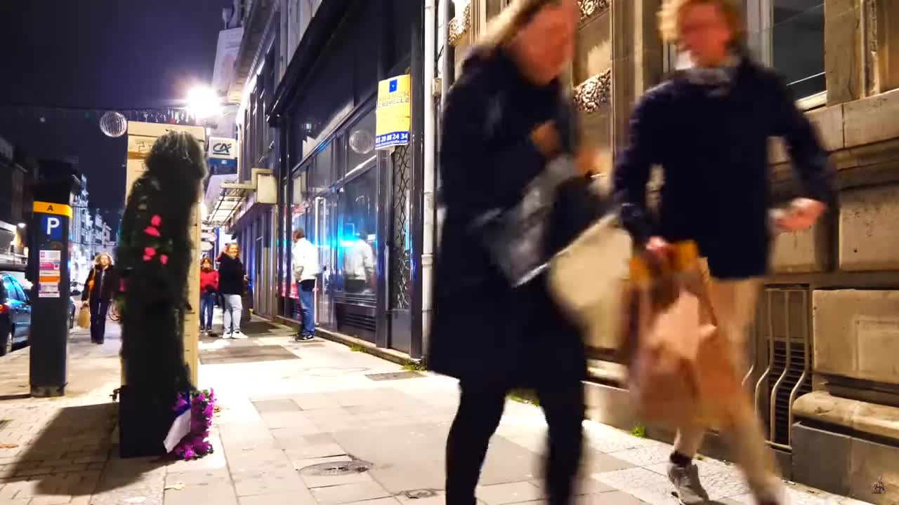 国外爆笑街头整蛊 (47)