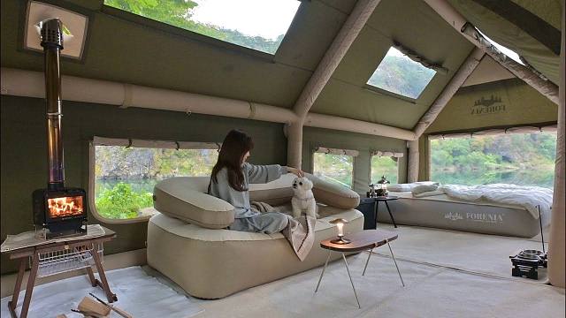 这个冬天，我们要用这个充气帐篷长期露营