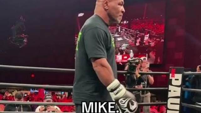 如今58岁的泰森再次复出，或许是因为看到了25岁时那个无敌的自己，想要再次证明自己的实力，I'm n