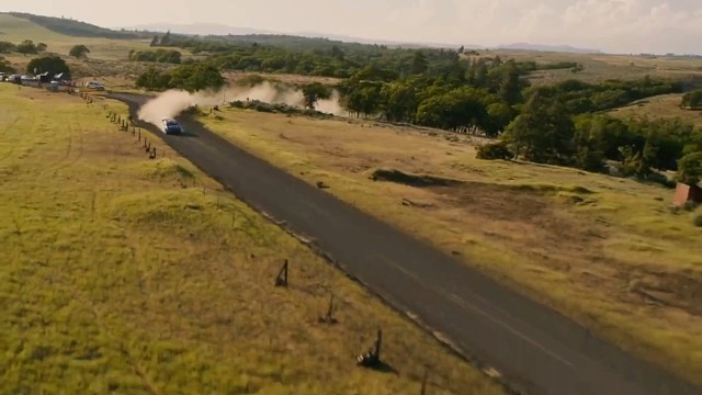 拉力赛的魅力 一半是技术一拉灰