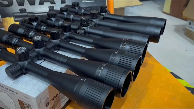 国外大牌原品，长瞄倍镜 （外观轻微小痕迹)