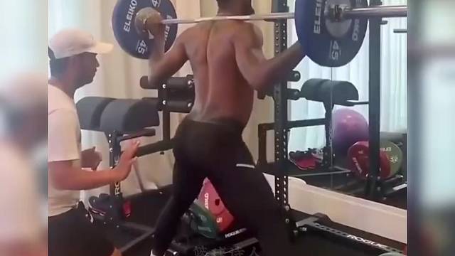 盘点詹姆斯的那些搞笑时刻，四旬老汉这么搞笑的吗