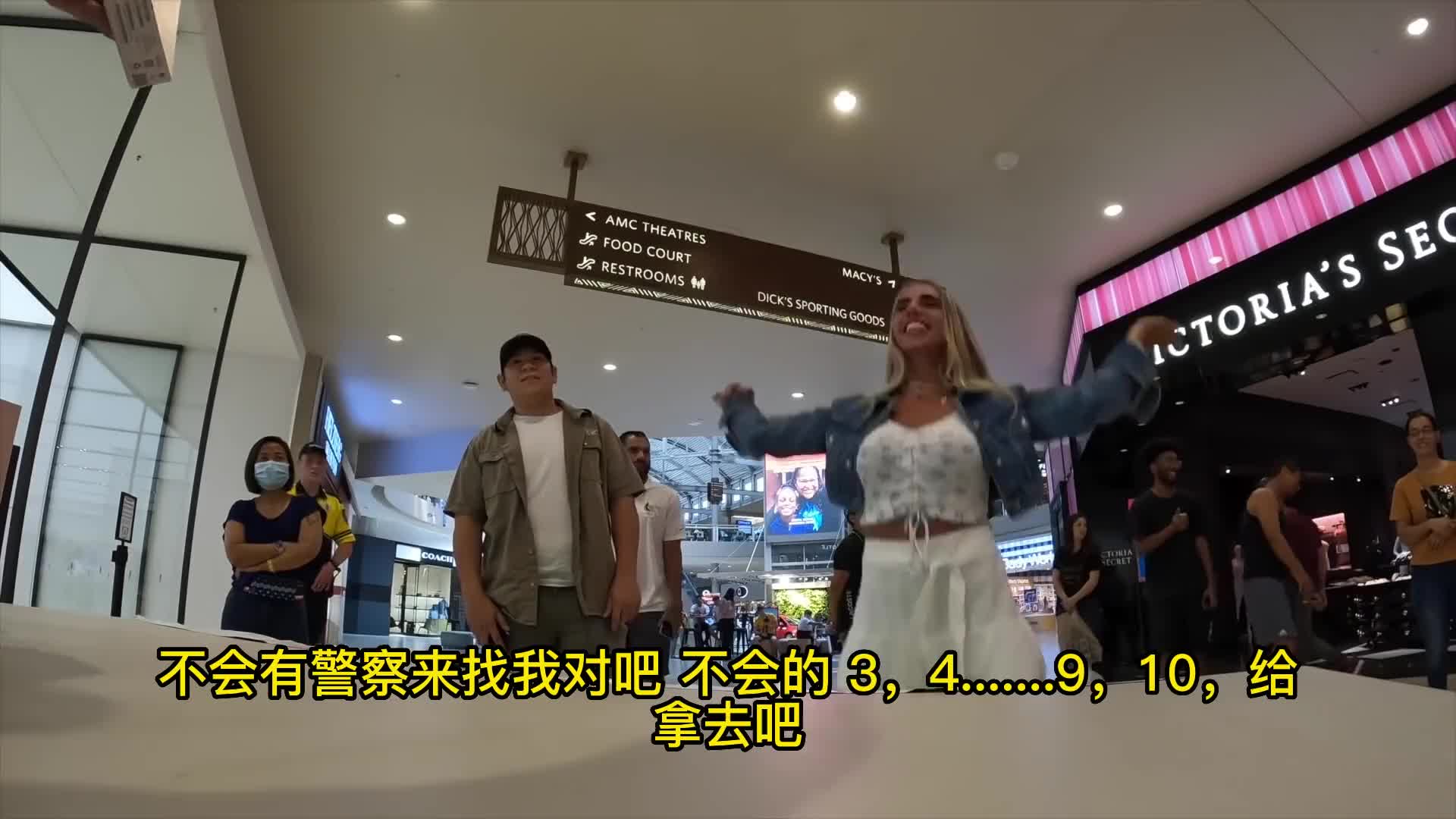 在苹果店前送安卓手机，会被赶走吗？