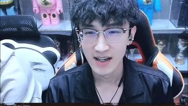 蔡哥化身现实爽文男主？