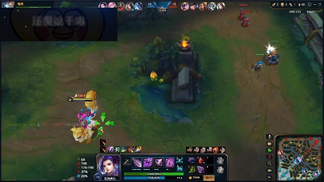 小兵跑车都知道蹲人