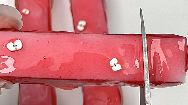 沉浸式剪山楂果冻条子