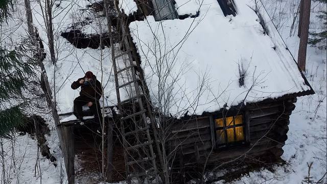零下-20℃，修复森林中一座废弃的木屋。独自过夜