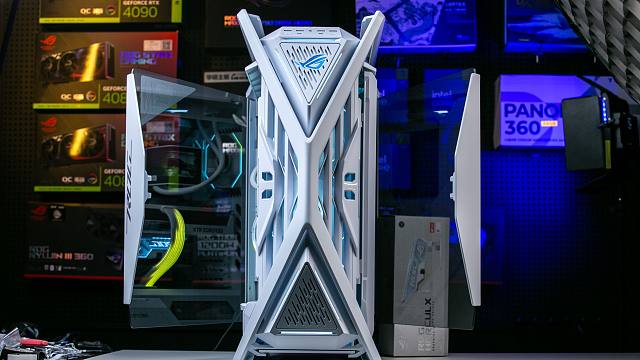 2.7万9800X3D高颜值纯白创世神电脑定制